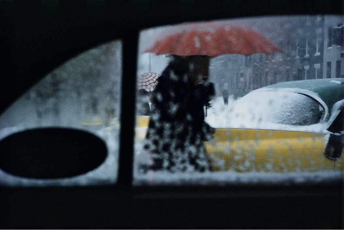 Assemblages : Saul Leiter, peintre-photographe des rues new-yorkaises