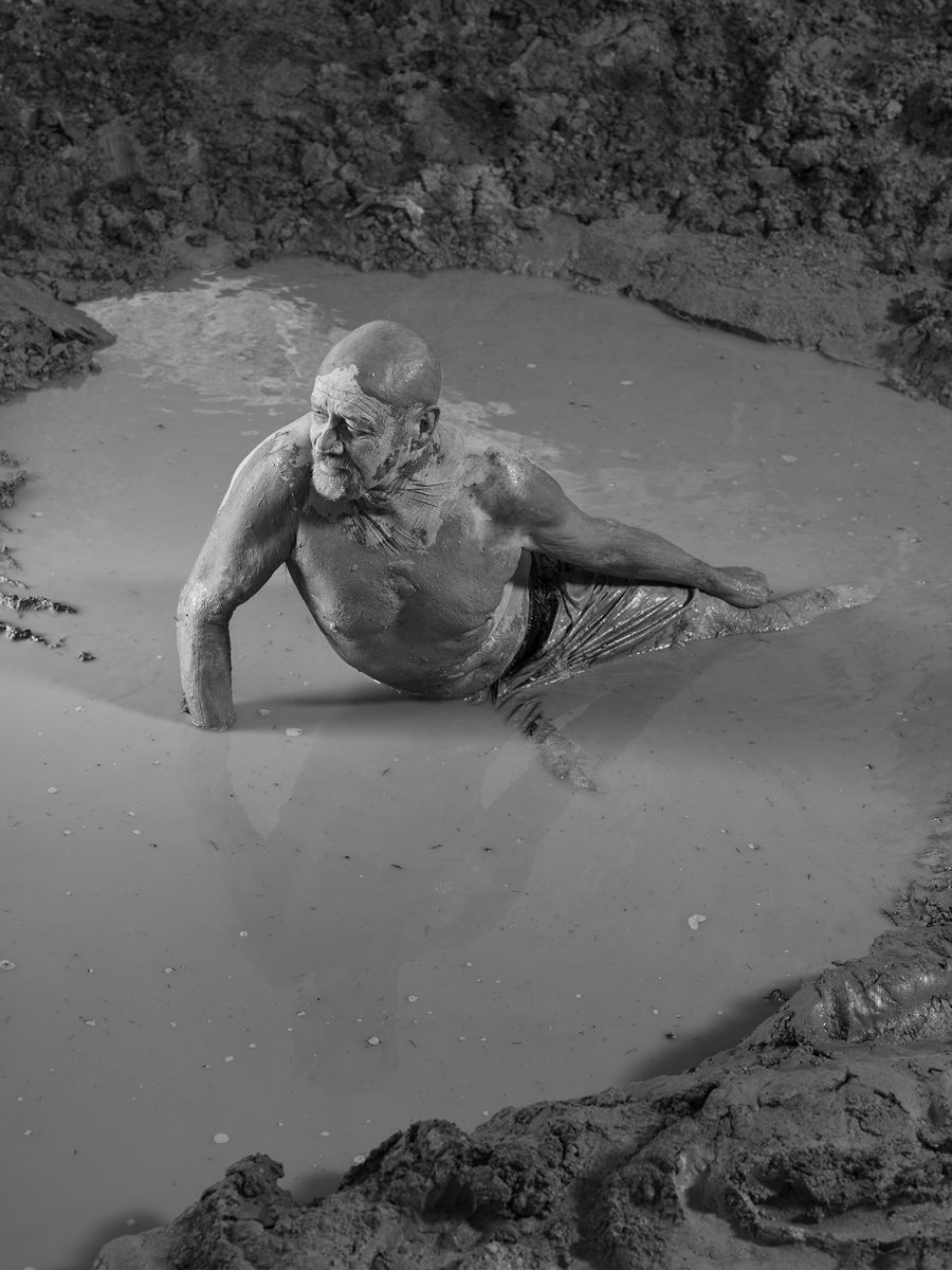 À la Fondation Henri Cartier-Bresson, un tour des corps et de la ville