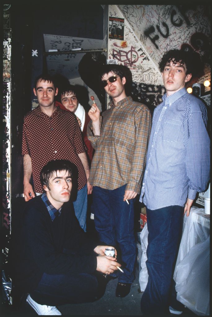 Les membres originaux du groupe Oasis, Japon, 1994