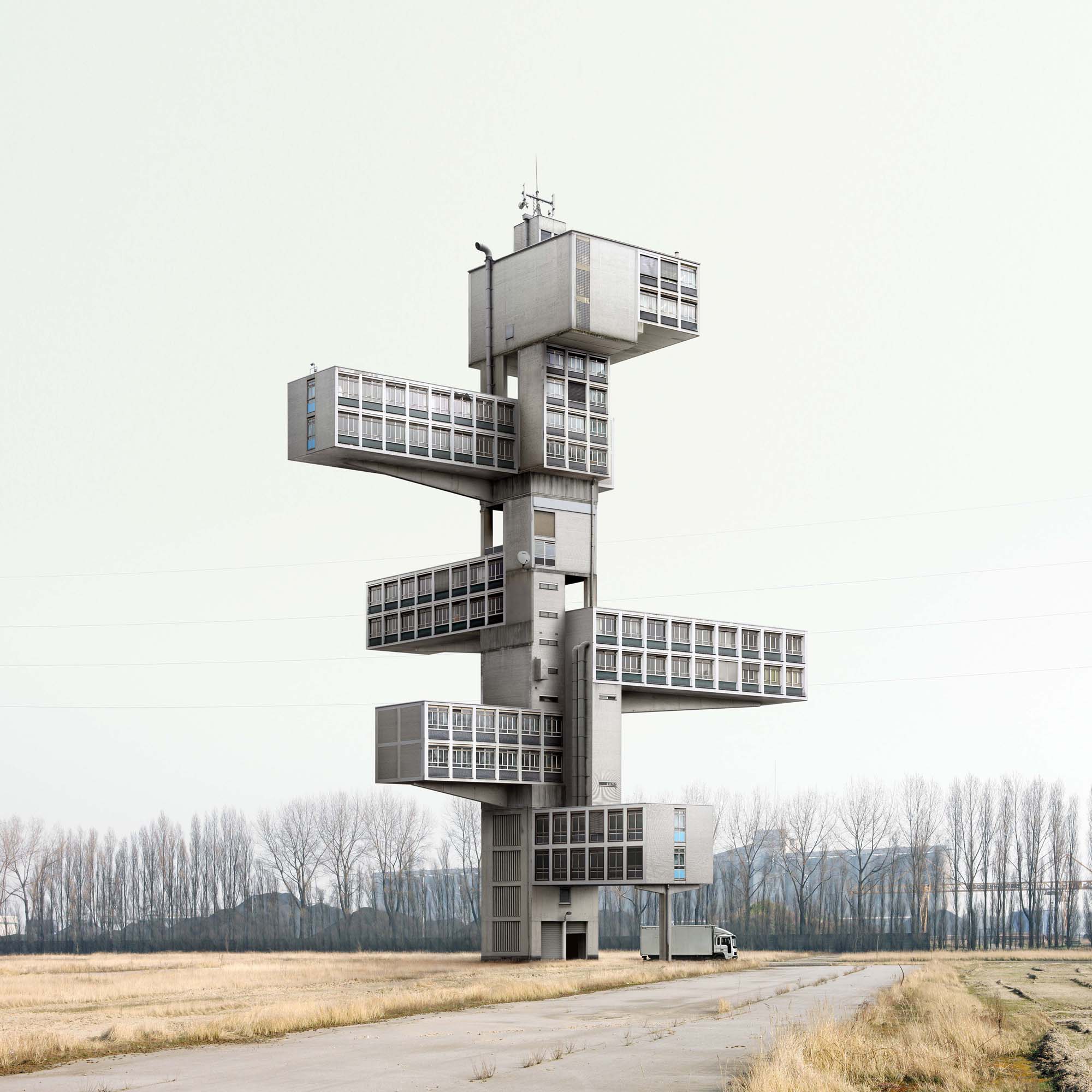 Filip Dujardin renverse les codes de la photographie d'architecture