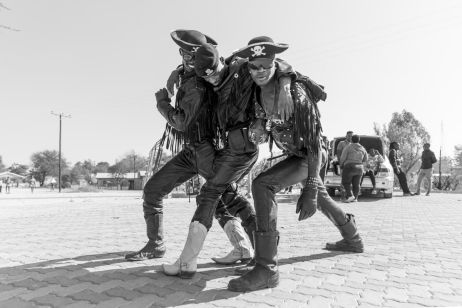 « Les enfants assimilent les cow-boys metalleux à des superhéros »